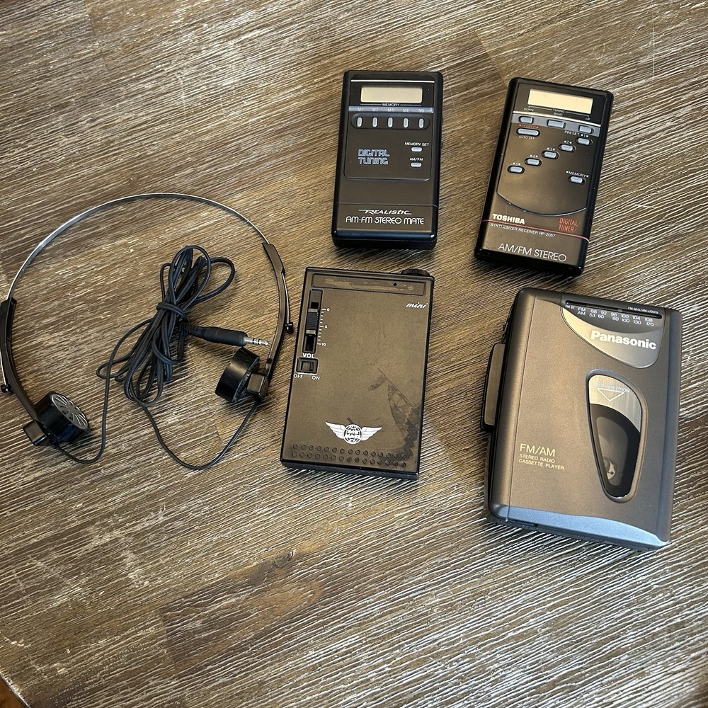 AM/FM Radio Lot Toshiba Panasonic Realistic Stereo Mate AirMate Untested Parts